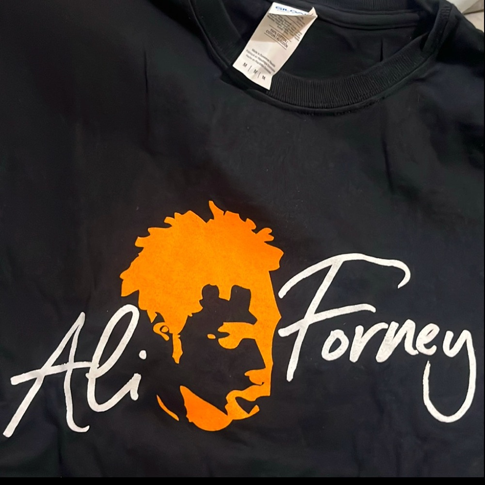 Given: Ali Forney M T-Shirt new Orange Black - Picture 1 of 6